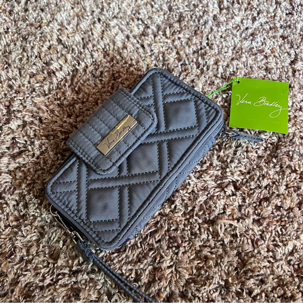 NWT! Vera Bradley Charcoal Quilted Wristlet Wallet - Picture 2 of 6